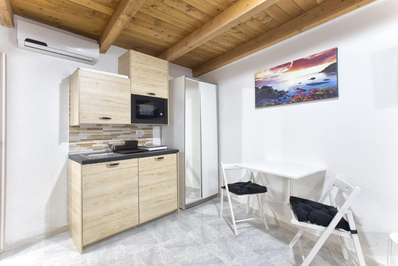 Majorca Studio Old Town Apartment อาลเกโร ภายนอก รูปภาพ